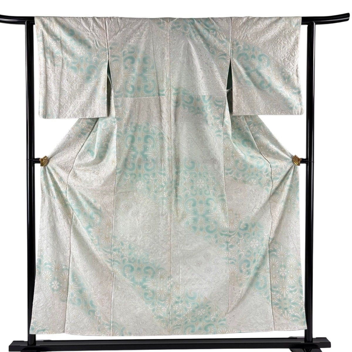 訪問着 身丈155.5cm 裄丈62cm S 袷 紬地 花唐草 華文 刺繍 薄緑 正絹
