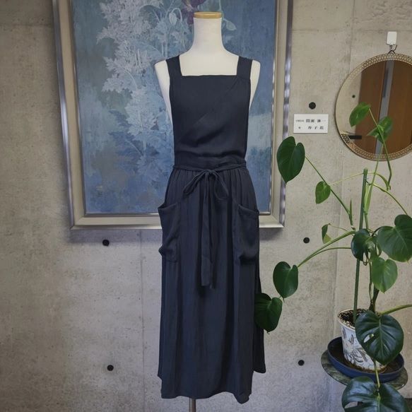 茶道お稽古に最適。羽織ロングエプロン【4L-6L/日本製】127100-39-2 日本製・気品漂うブラックメランジロングエプロン 茶道お稽古にも