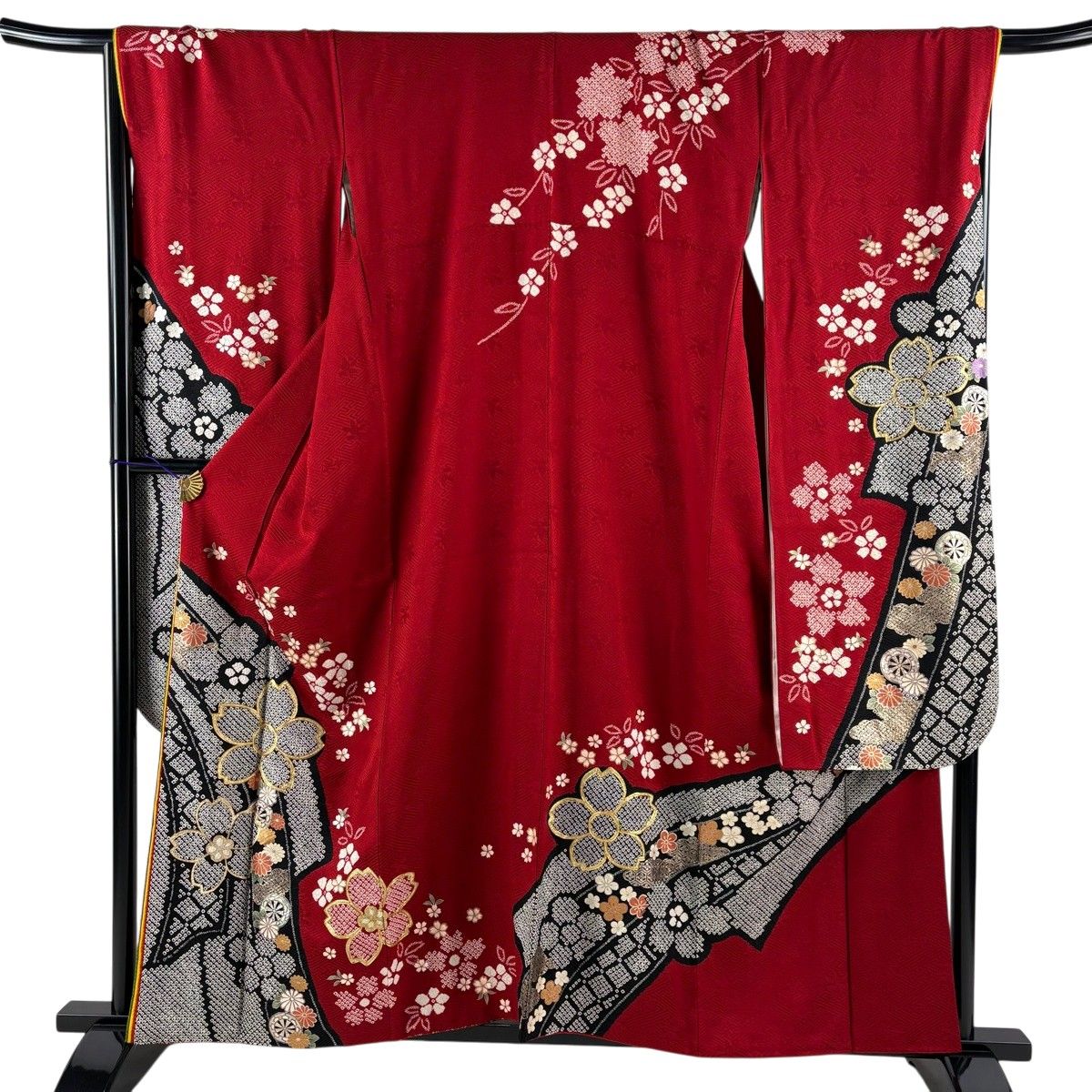 振袖 身丈158.5cm 裄丈67.5cm L 袷 桂由美 落款 桜 熨斗 絞り 金糸 赤 正絹 秀品 【中古】 6,864円