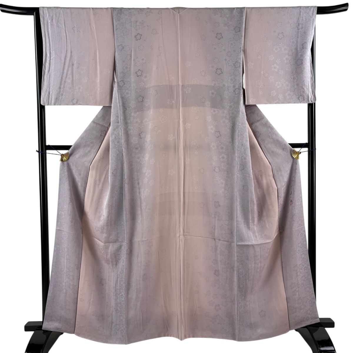 【美品】 小紋 身丈163.5cm 裄丈65.5cm M 袷 落款 桜 縦ぼかし 薄紫 正絹 秀品 【中古】