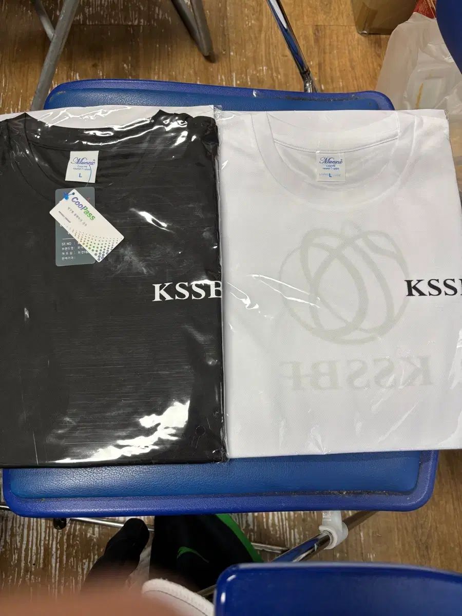 KSSBF 半袖T 黒 白 (L)