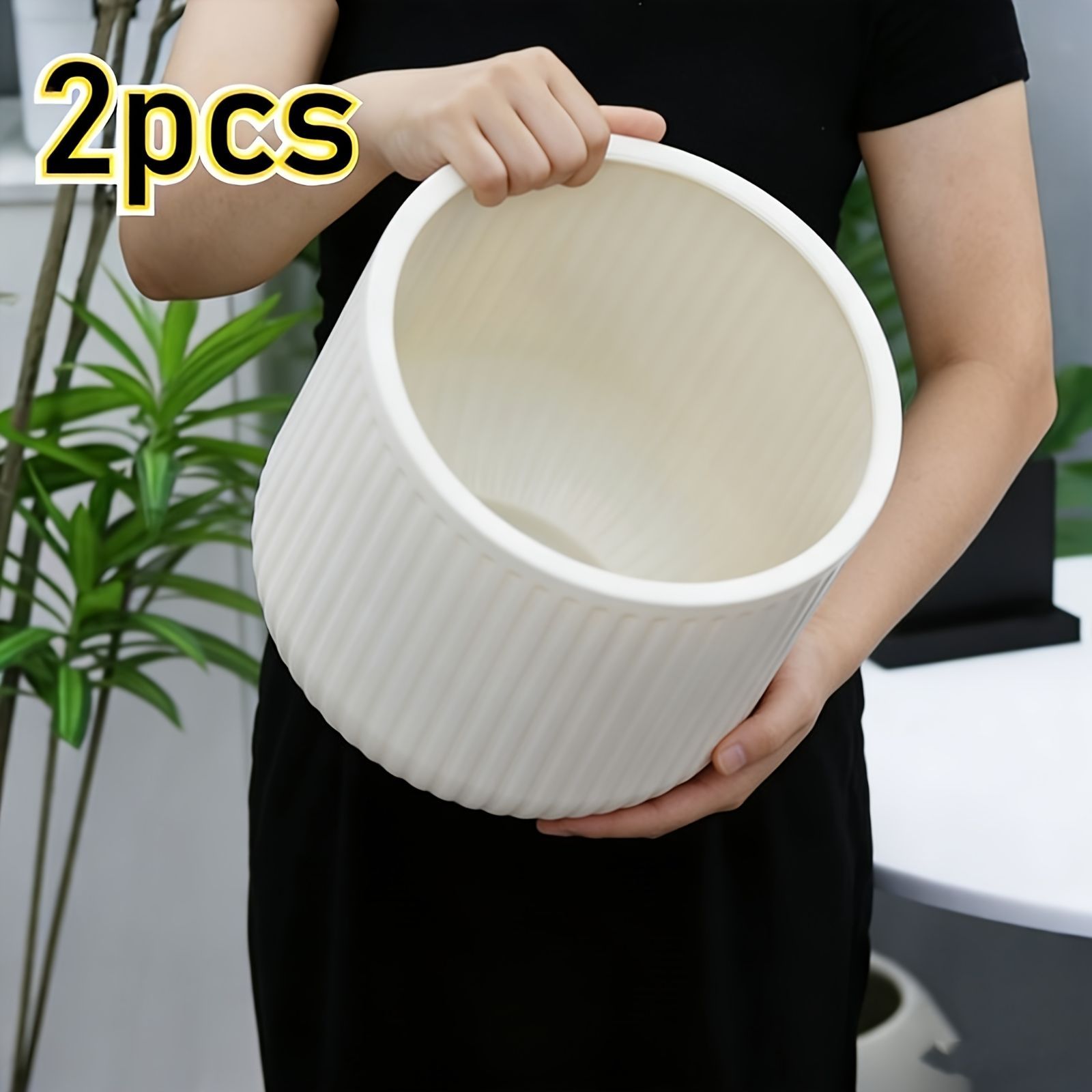 鉢・プランター 植木鉢 フラワーポット 大型プランター 床置きポット 2個セット ホワイト かわいい おしゃれ ナチュラル モダン 高級感 インテリア 北欧 室内観葉植物用 リビング バルコニー ホテルライク 厚手樹脂 直径広い 大型サイズ 2pcs 白