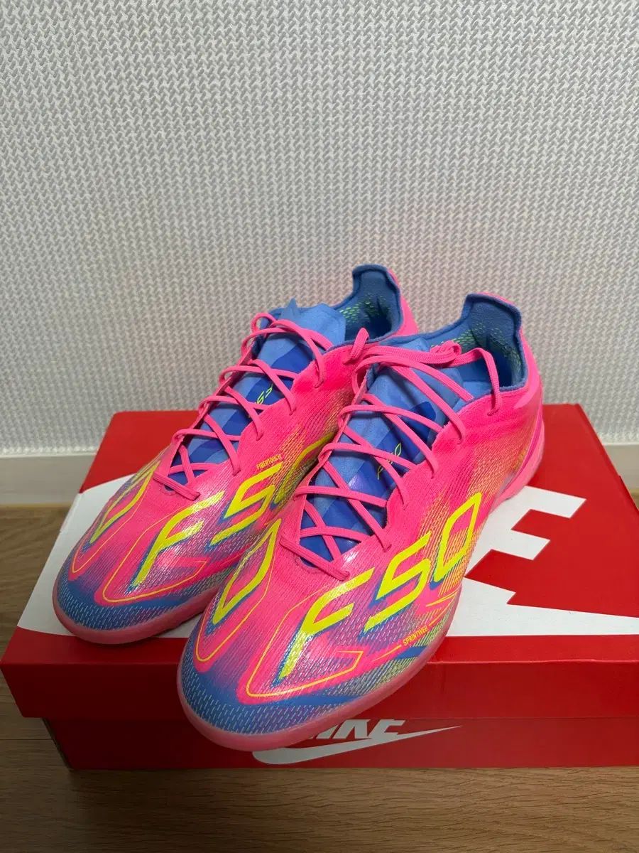 アディダス f50 プロ tf サッカーシューズ (265 풋살화)