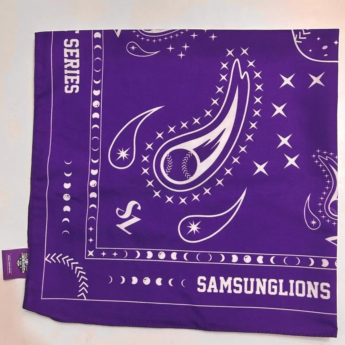 未使用 SAMSUNG LIONS 月シリーズ 紫 バンダナ