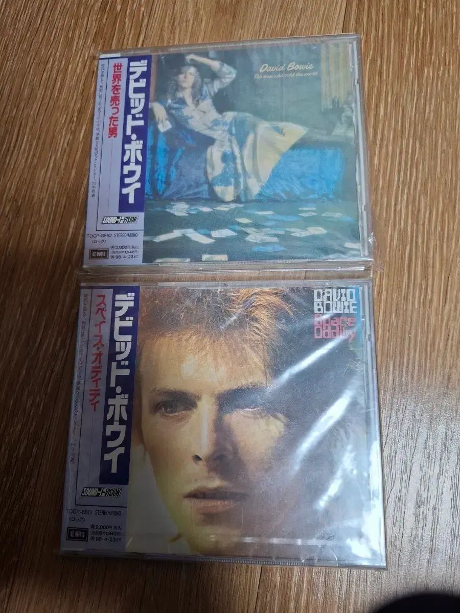 デヴィッド・ボウイ cd 未開封 2枚 まとめ売り