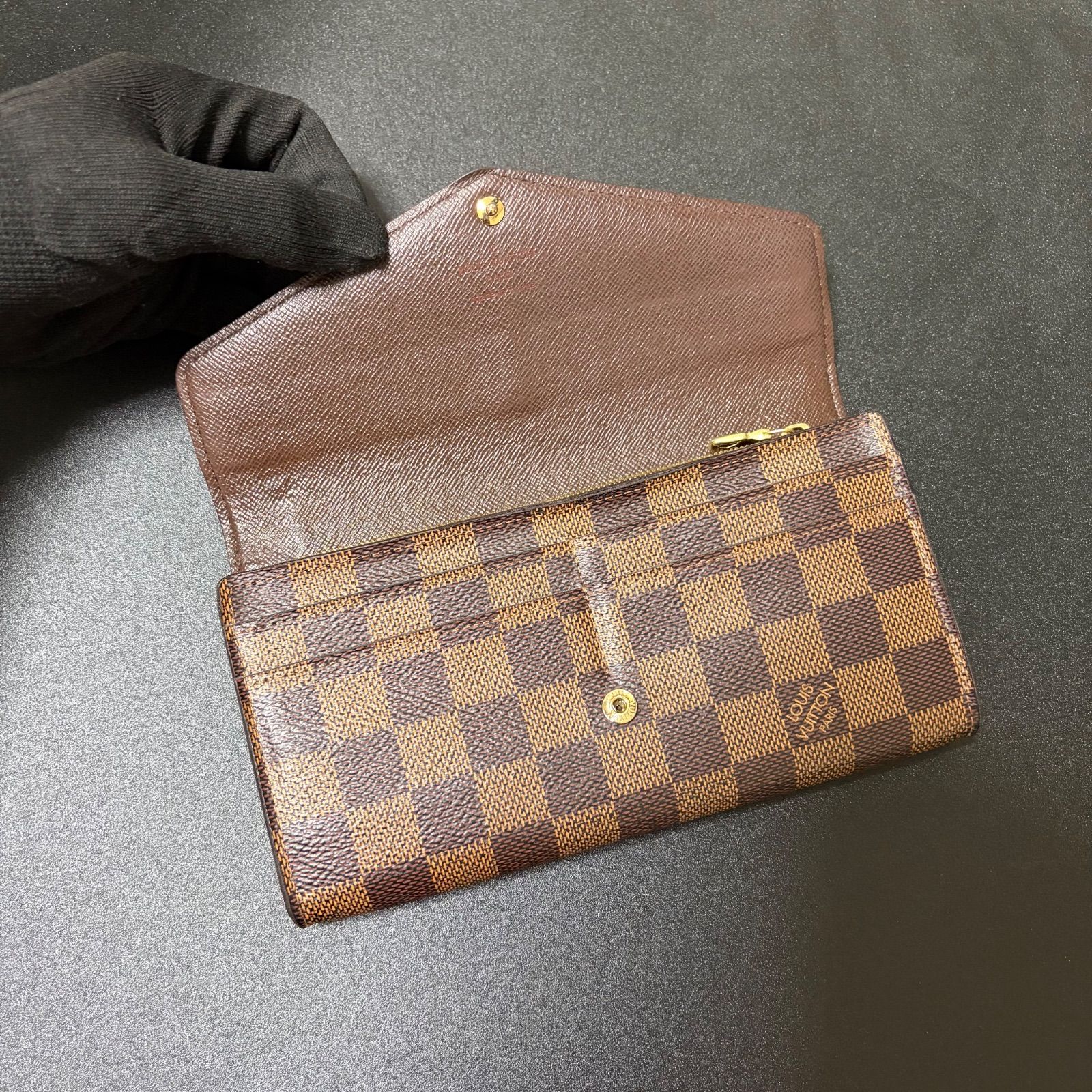 d9 ポルトフォイユ サラ 新型 Louis Vuitton ルイ ヴィトン 2つ 折り 