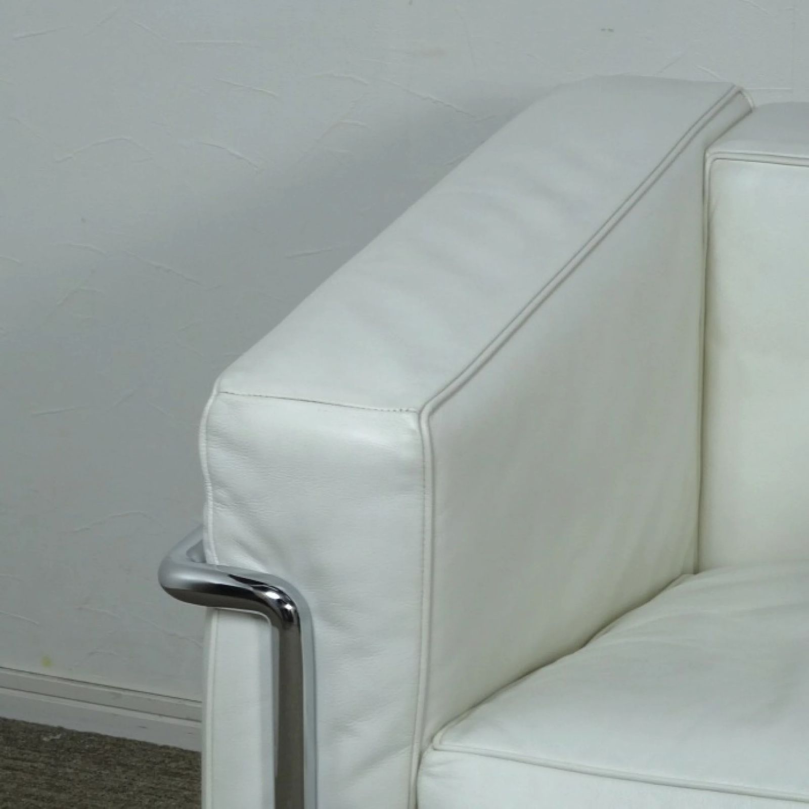 ◾︎SELUNO◾︎ 【展示良品】Cassina カッシーナ LC2 1人掛けソファ 
