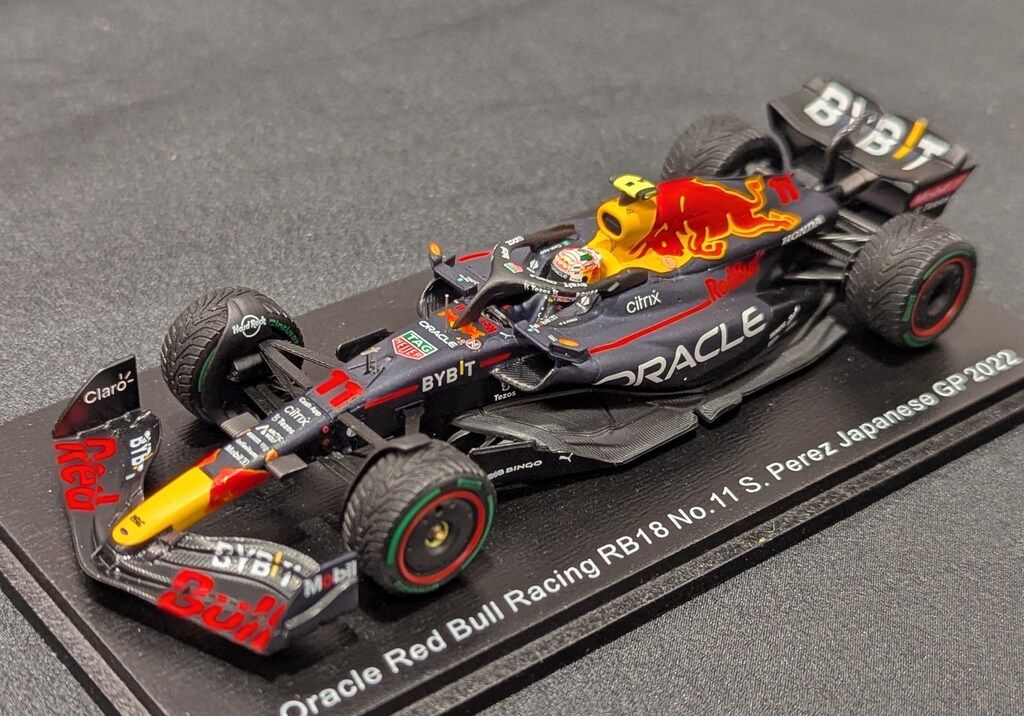 MINIMAX 1/43Sparkmodel Oracle Red Bull Racing RB18 No.11 S.Perez Japanese GP 2022 SCS231
