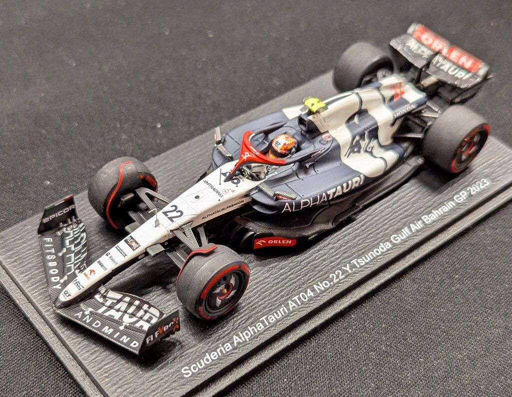 MINIMAX 1/43 sparkmodel Scuderia Alpha Tauri AT04 #22 Y.Tsunoda GulfAirBahrainGP2023