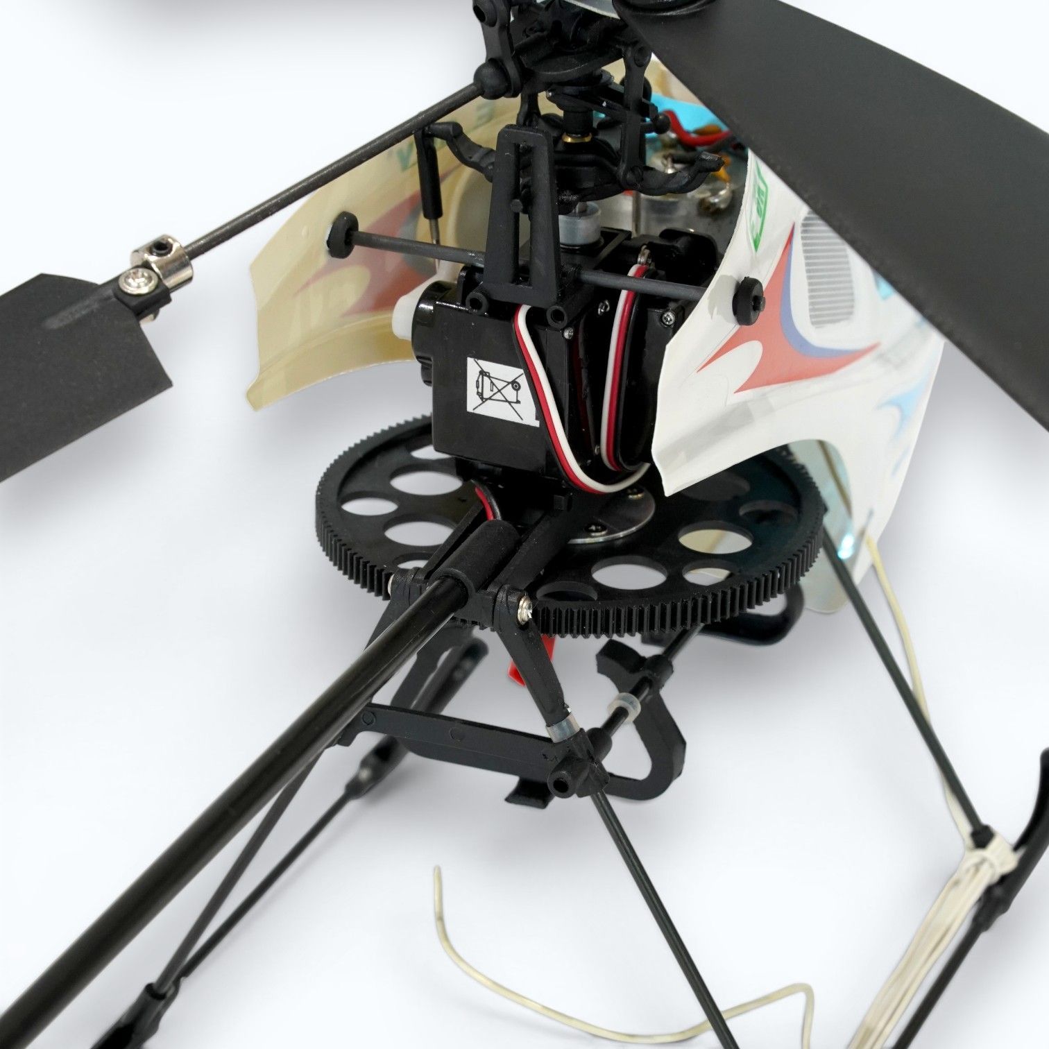 E-SKY Honey Bee ラジコンヘリ RTF 72MHz 箱付き 動作未確認 ジャンク
