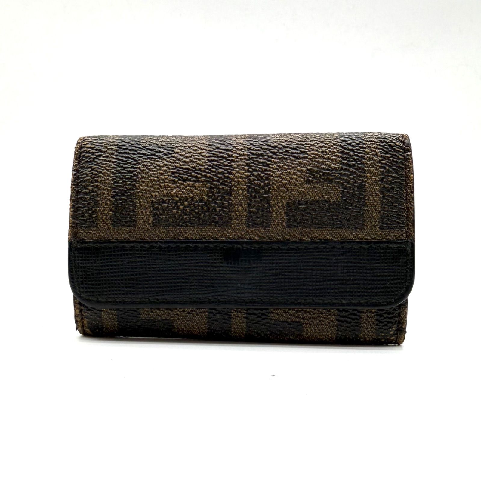 FENDI フェンディ ズッカ柄 6連キーケース キャンバス レザー ブラウン FENDI フェンディ ズッカ柄 キーケース 6連 FFロゴ ブラウン 男女兼用