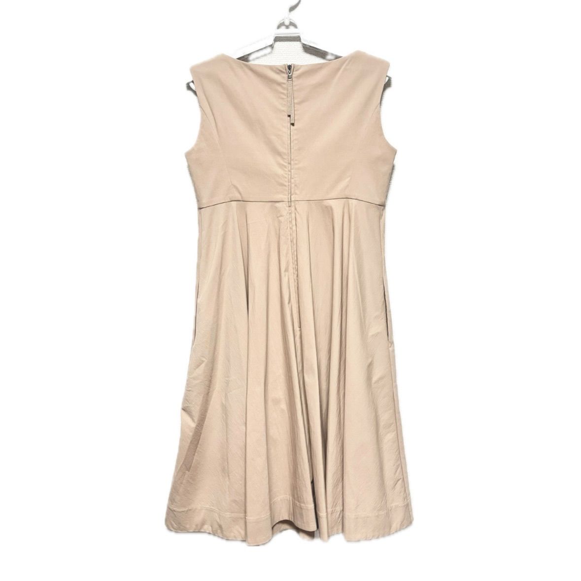 FOXEY NEW YORK リボンデザイン ノースリーブワンピース ベージュ FOXEY NEW YORK リボンデザイン ノースリーブワンピース ベージュ