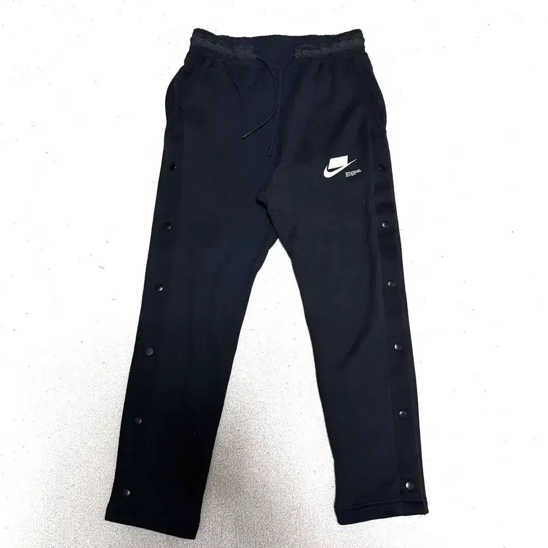 M 95 NIKE トレーナー サイド ボタン パンツ ズボン ブラック