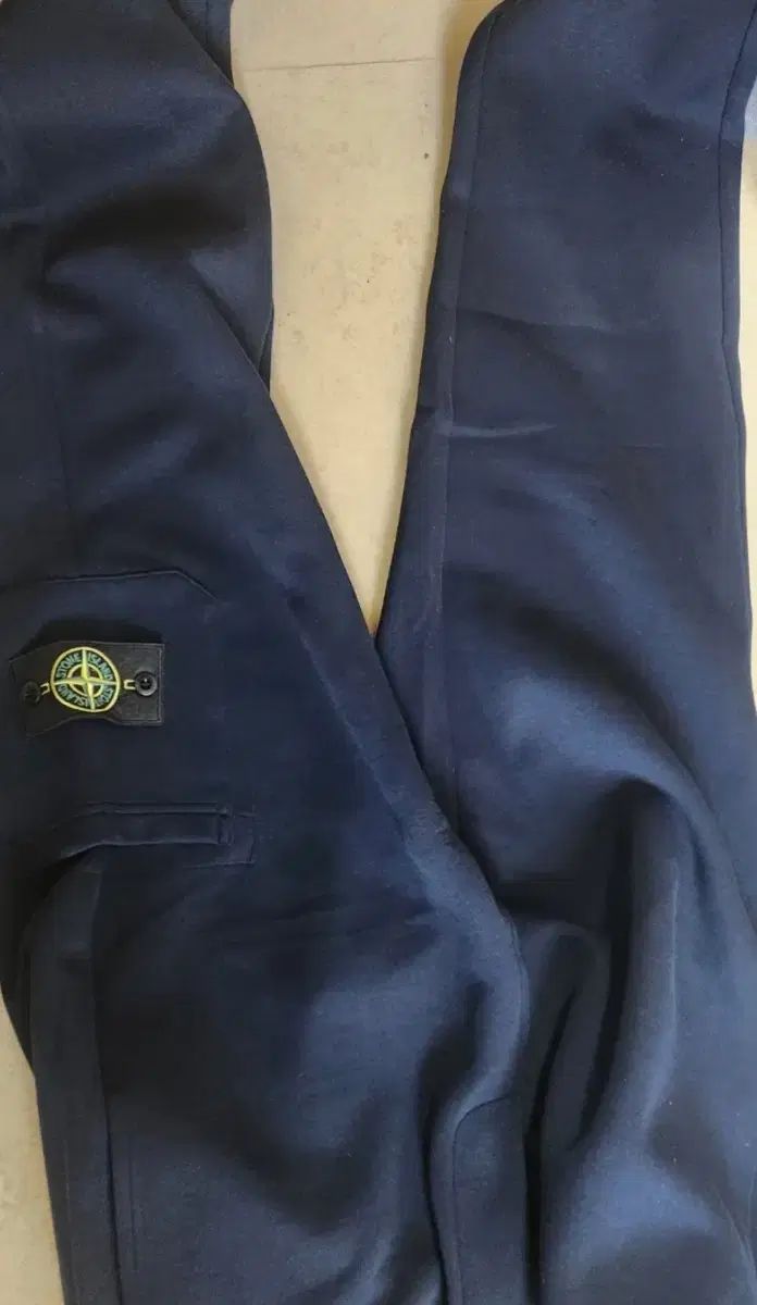 STONE ISLAND ストーンアイランド カーゴパンツ 新品 タグ 未使用