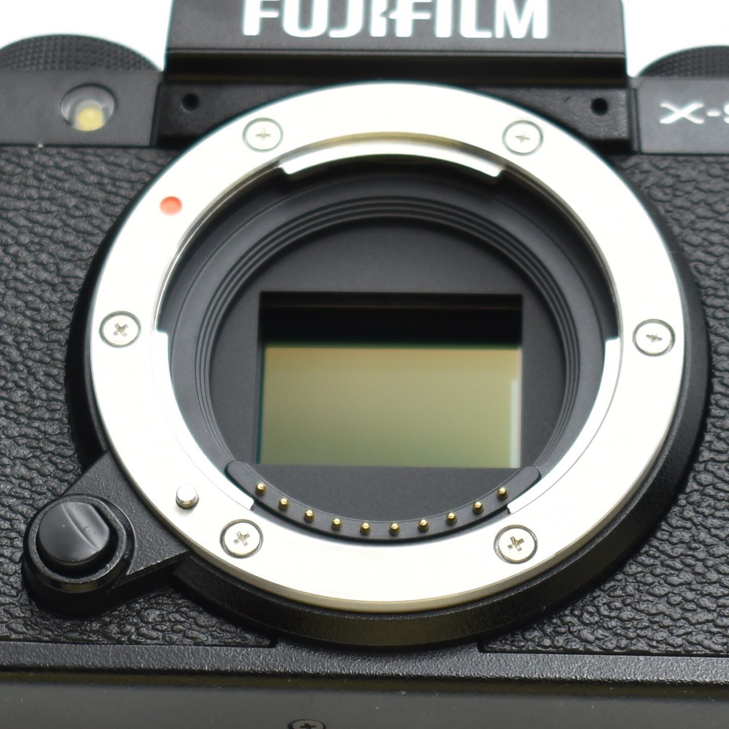 B#11667 富士フイルム(FUJIFILM) ミラーレスデジタルカメラ X-S10 レンズキット(XC15-45) F X-S10LK-1545 ブラック B#11667 富士フイルム(FUJIFILM) ミラーレスデジタルカメラ X-S10 レンズキット(XC15-45) F X-S10LK-1545 ブラック