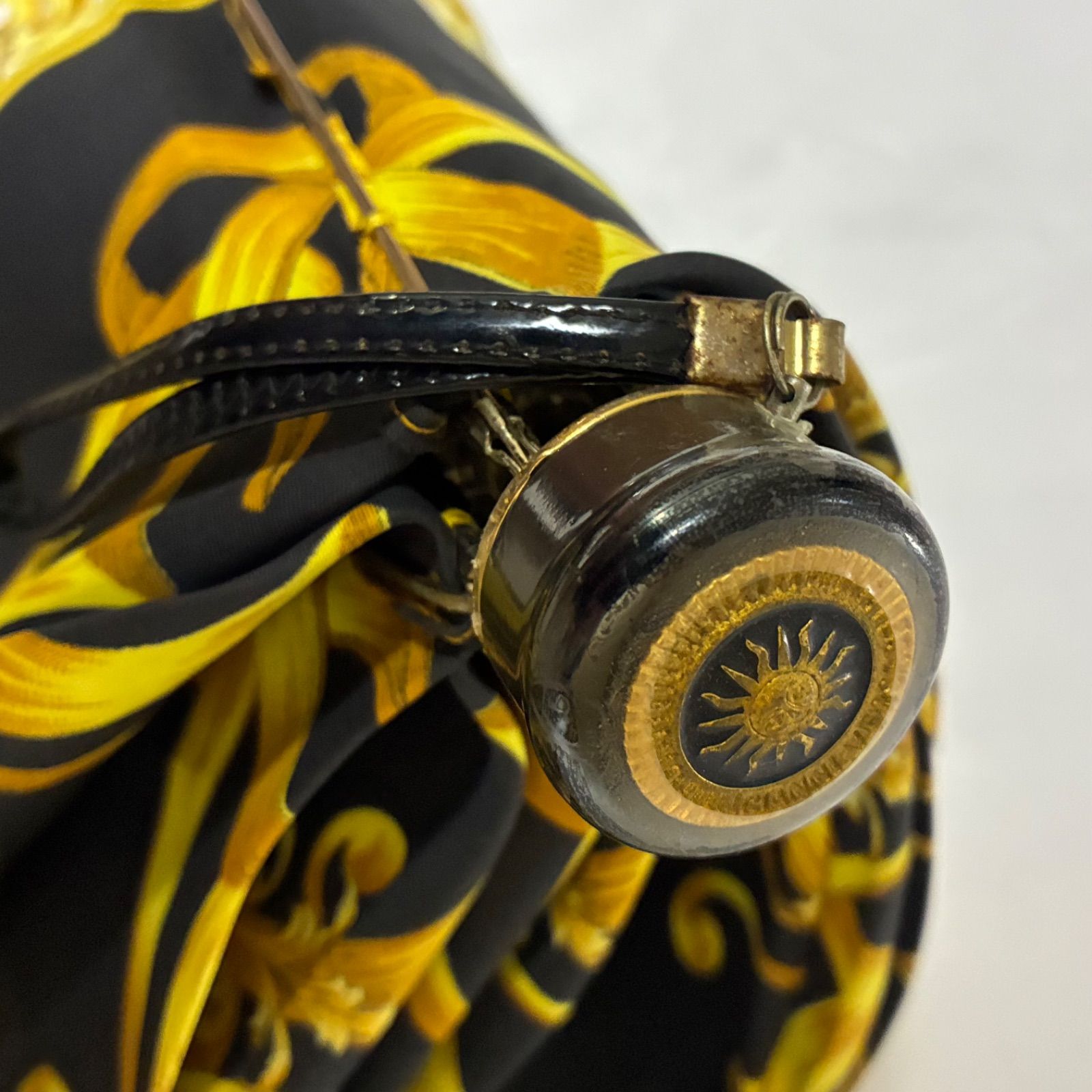 ジャンニヴェルサーチ GIANNI VERSACE 高級折りたたみ傘 バロック総柄