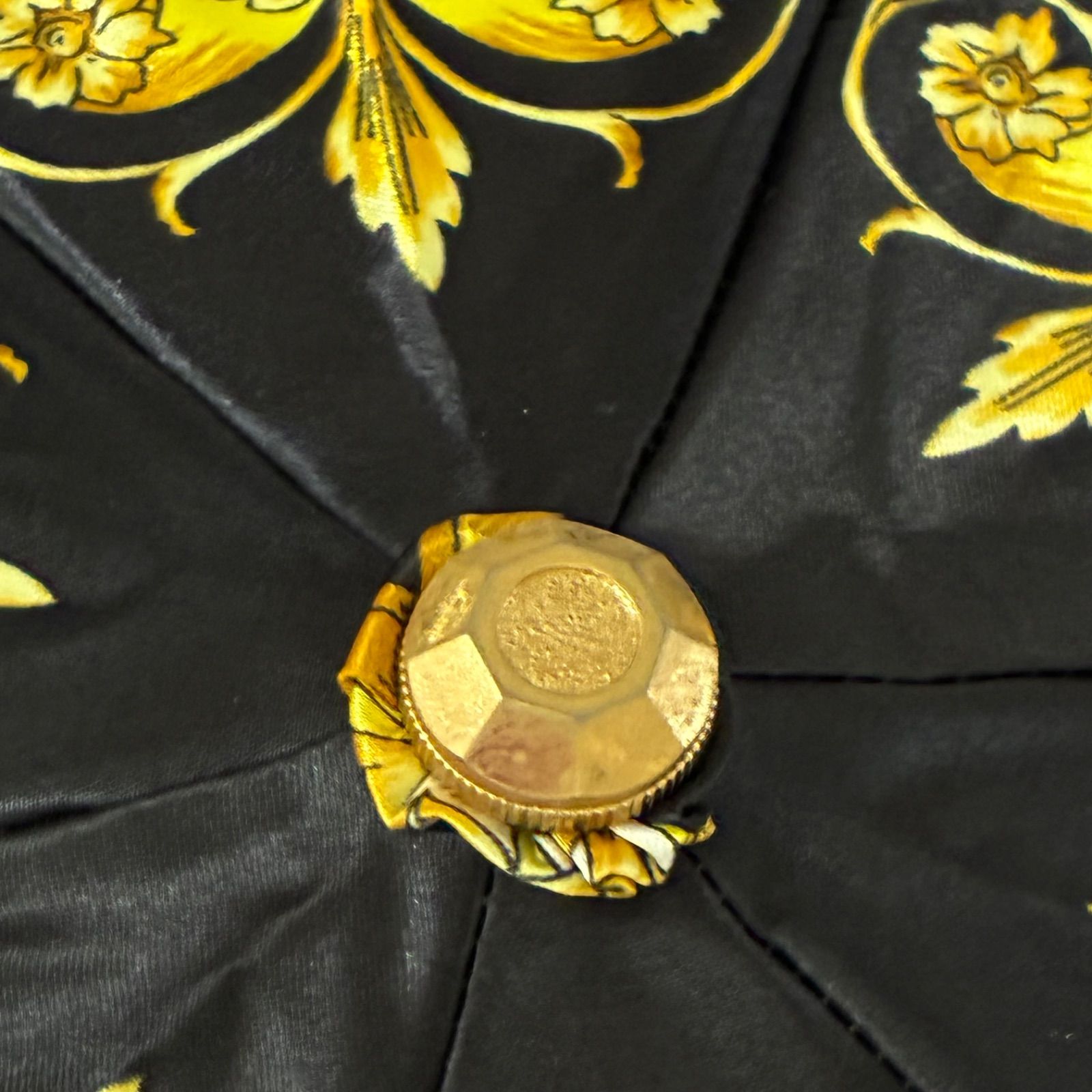ジャンニヴェルサーチ GIANNI VERSACE 高級折りたたみ傘 バロック総柄