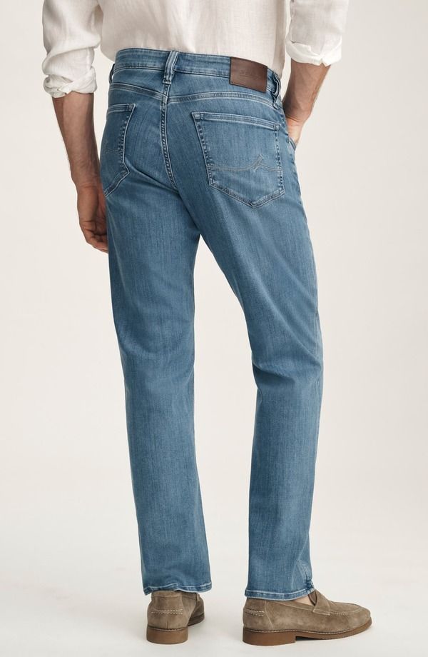 ３４ヘリテージ メンズ ボトムス デニムパンツ ストレート ジーンズ 34 Heritage Charisma Relaxed Straight Leg Jeans Light Brushed Urban