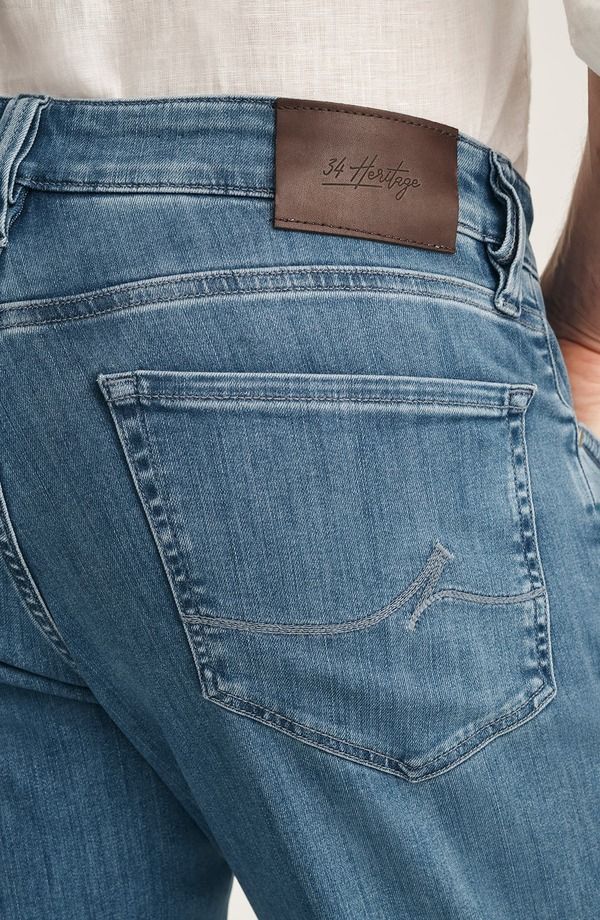 ３４ヘリテージ メンズ ボトムス デニムパンツ ストレート ジーンズ 34 Heritage Charisma Relaxed Straight Leg Jeans Light Brushed Urban