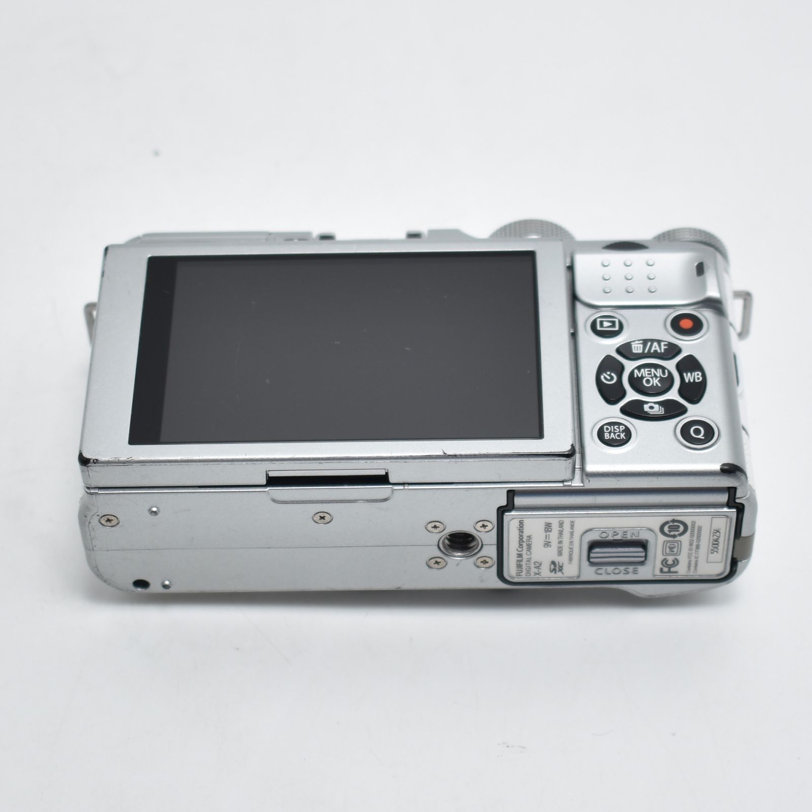 B#12298 FUJIFILM デジタルカメラミラーレス一眼 X-A2ボディ ホワイト