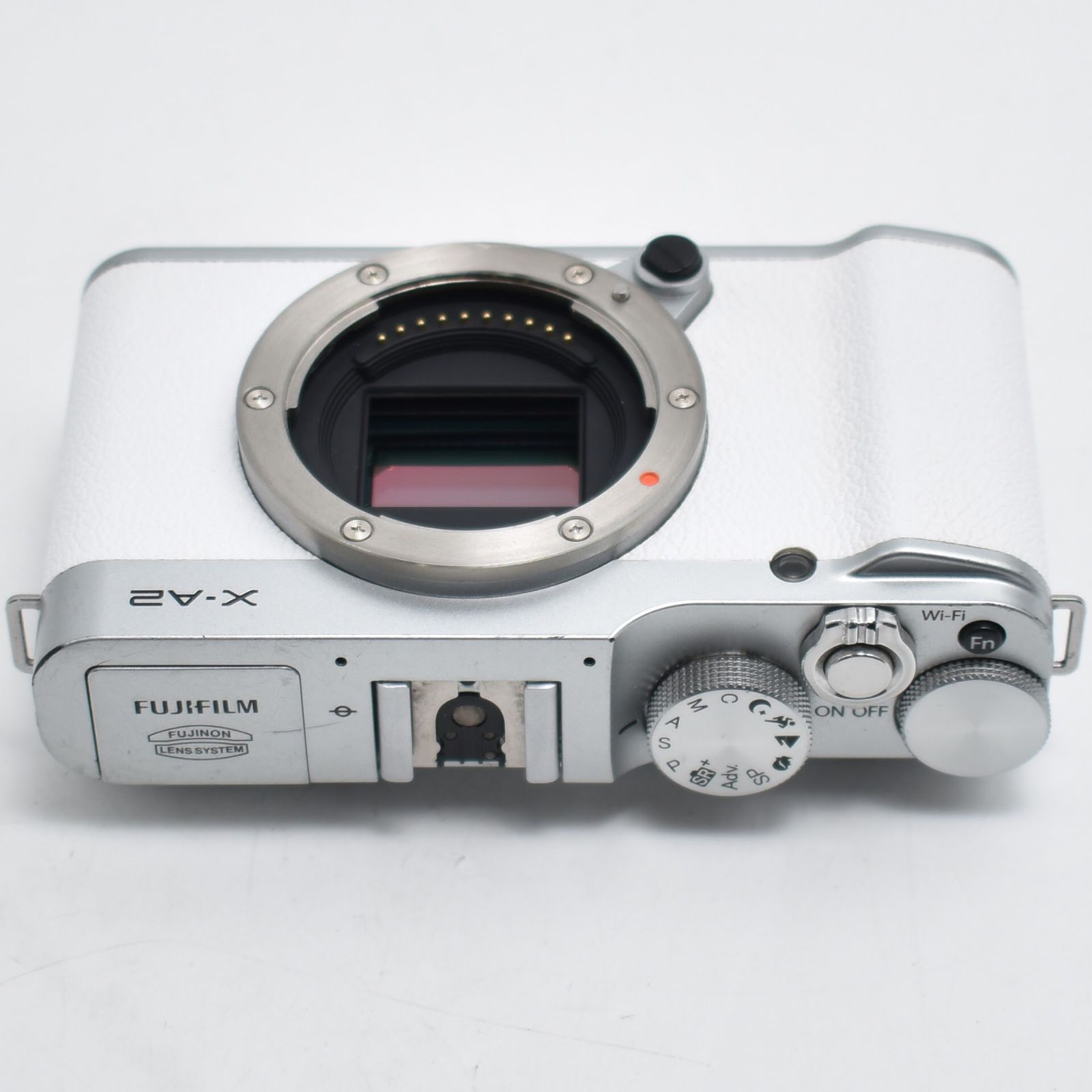 B#12298 FUJIFILM デジタルカメラミラーレス一眼 X-A2ボディ ホワイト