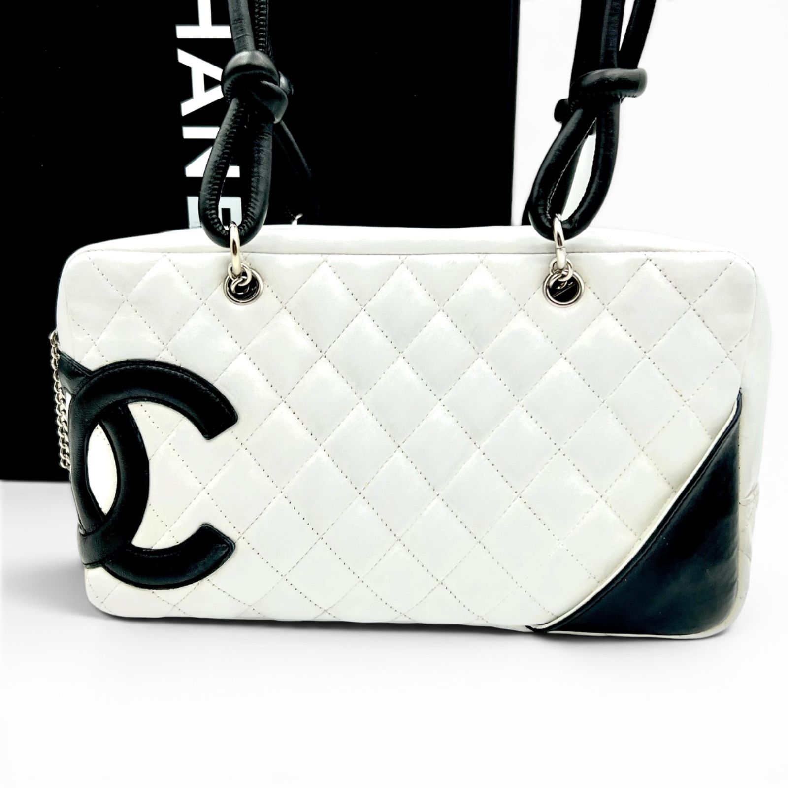 CHANEL シャネル カンボンライン ボーリングバッグ ホワイト 10番台