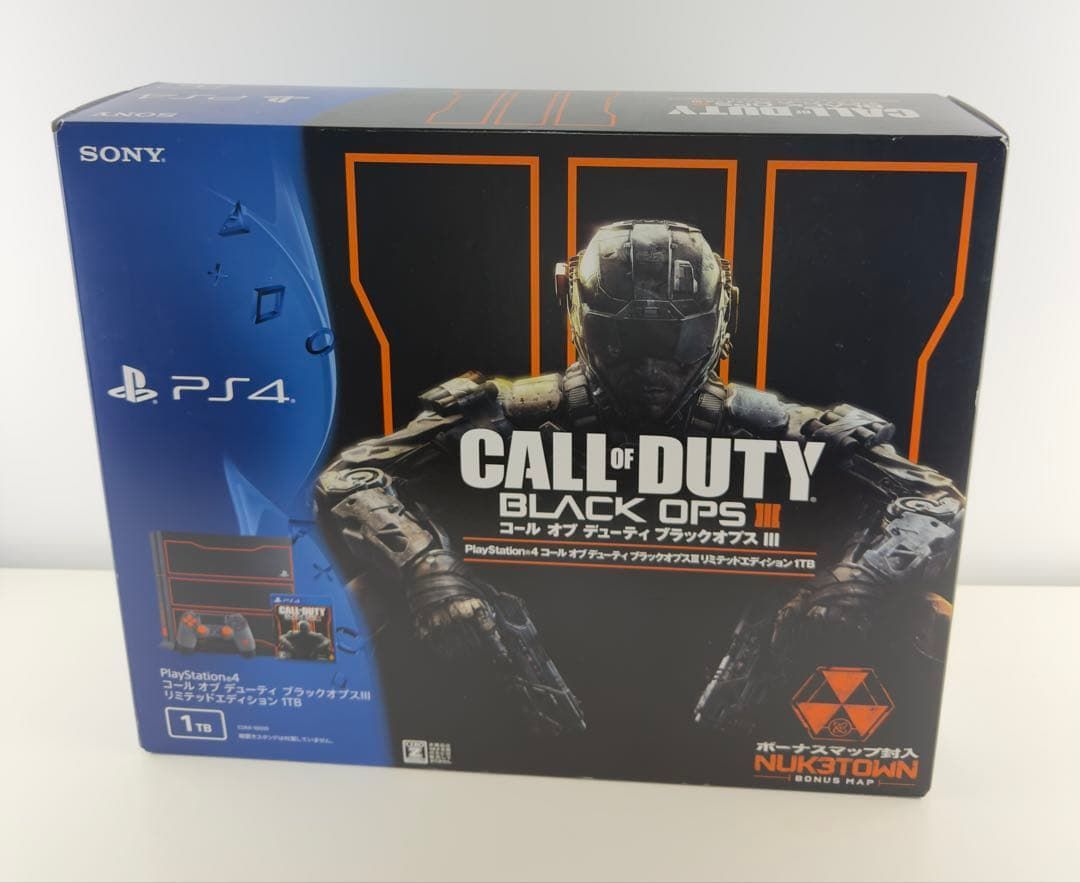極美品 PS4 本体 コール オブ デューティ ブラックオプスIII プレステ4 PlayStation4 COD