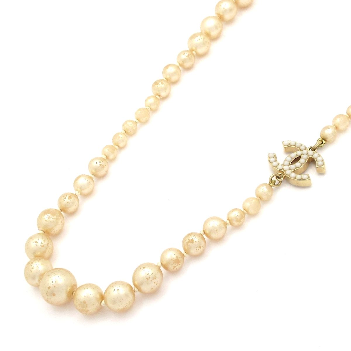 CHANEL(シャネル) ネックレス ココマーク 白×ゴールド