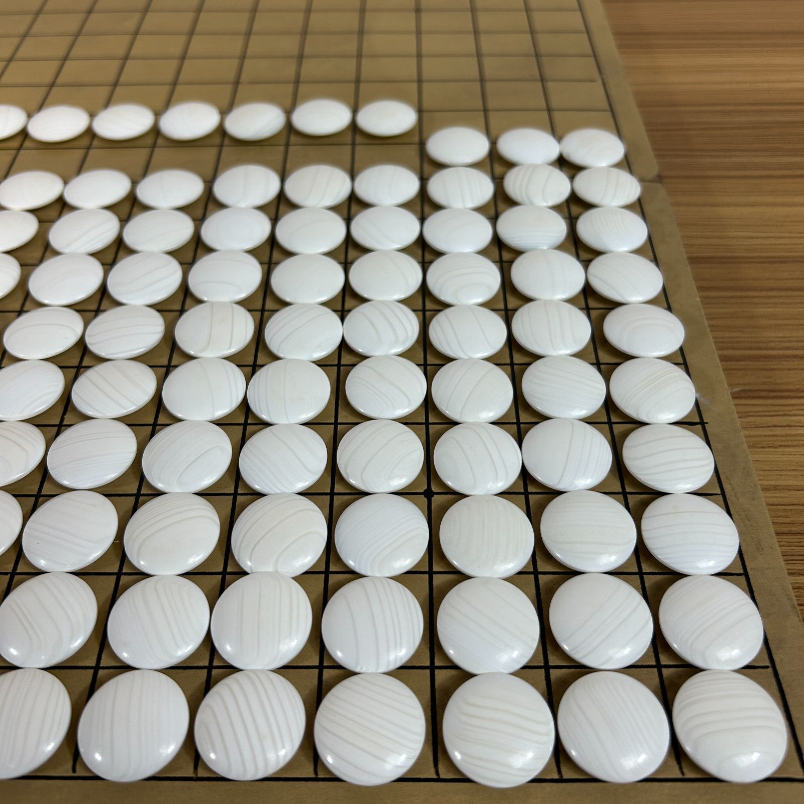 囲碁　碁石　28号 30号　蛤碁石　黒那智 現状品】蛤碁石28号 那智黒石30号 白180個 黒183個 囲碁【碁笥付き