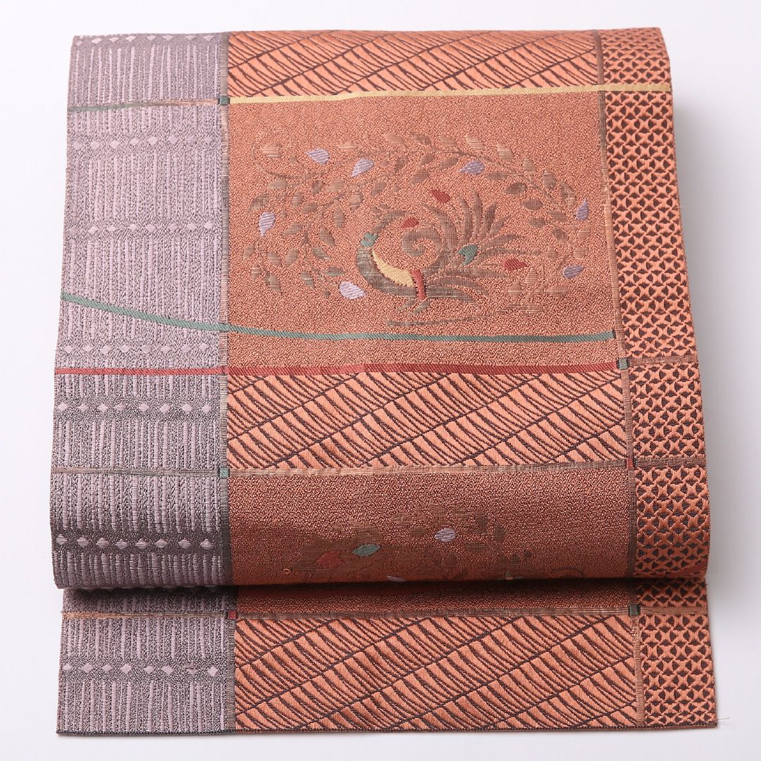 特価！未使用品 八寸名古屋帯 Nランク 帯丈353cm 正絹 六通 名古屋仕立て 織り インフォーマル 孔雀 ピンク系 HP 1245-02691