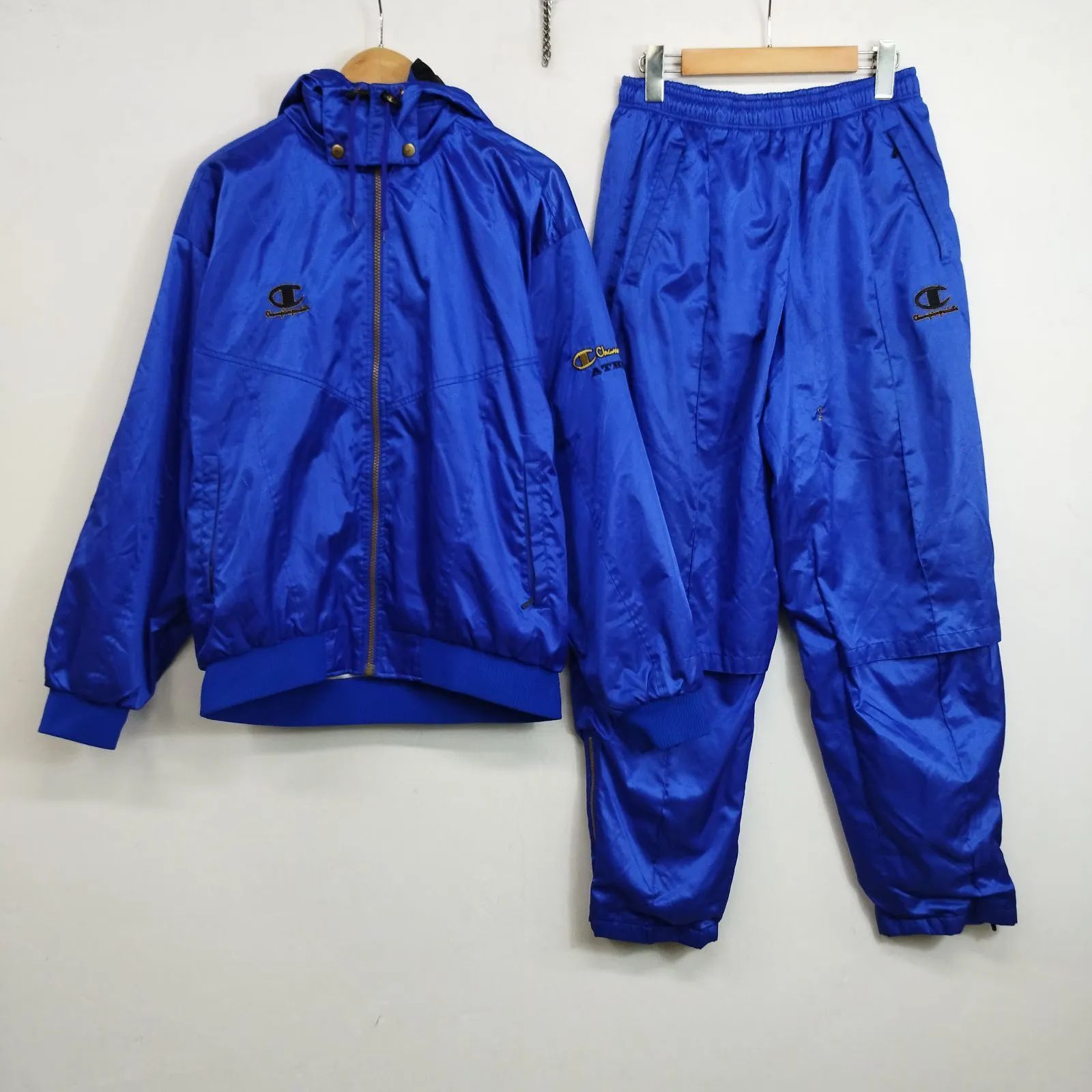 90s champion オールド チャンピオン セットアップ 上下 ジップアップ ジャケット パンツ 裏地 メッシュ スポーツ トレーニング フード 収納 古着 VINTAGE ブルー系 L E354
