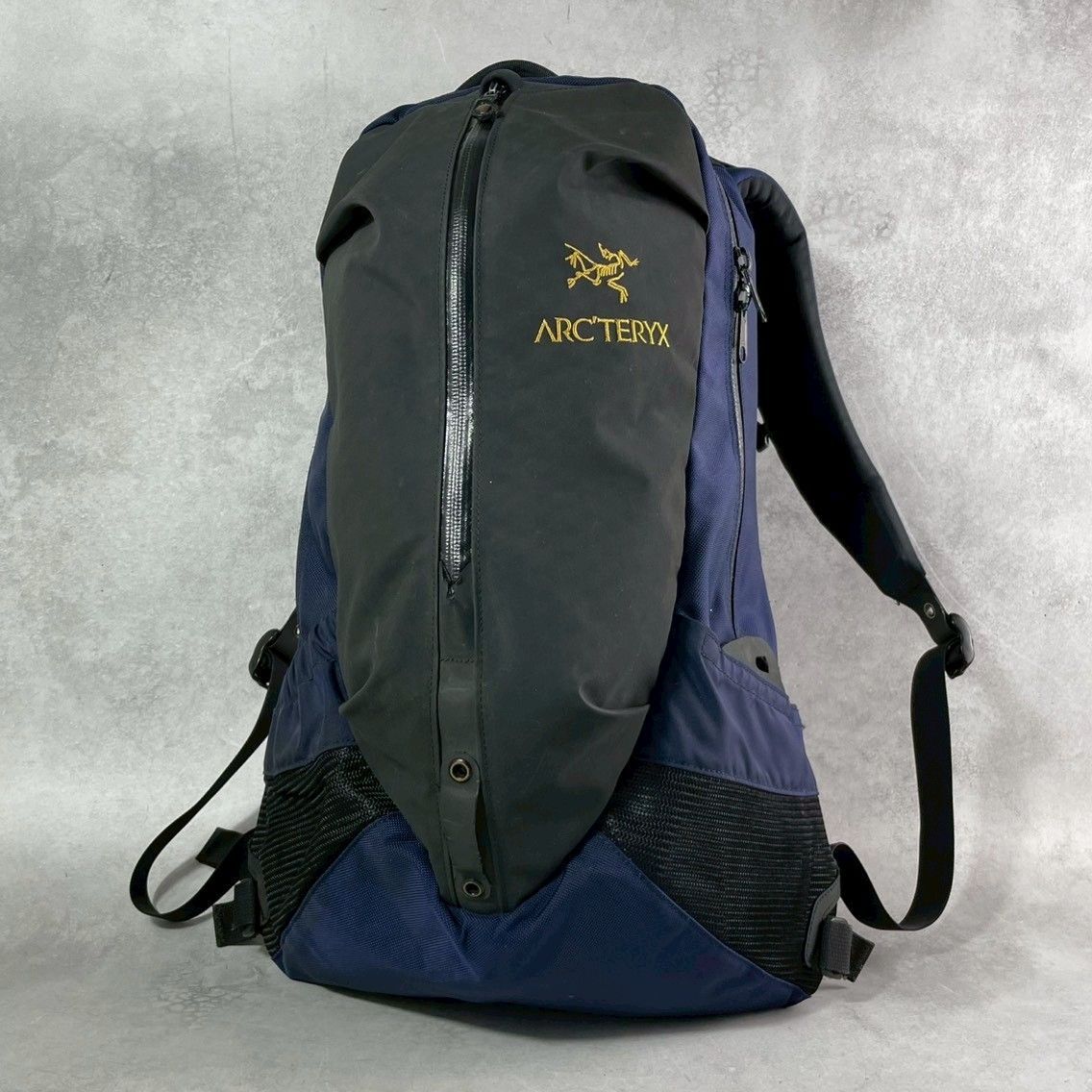 人気✨ARC'TERYX アークテリクス 40周年限定品 アロー22 BEAMS別注 黒