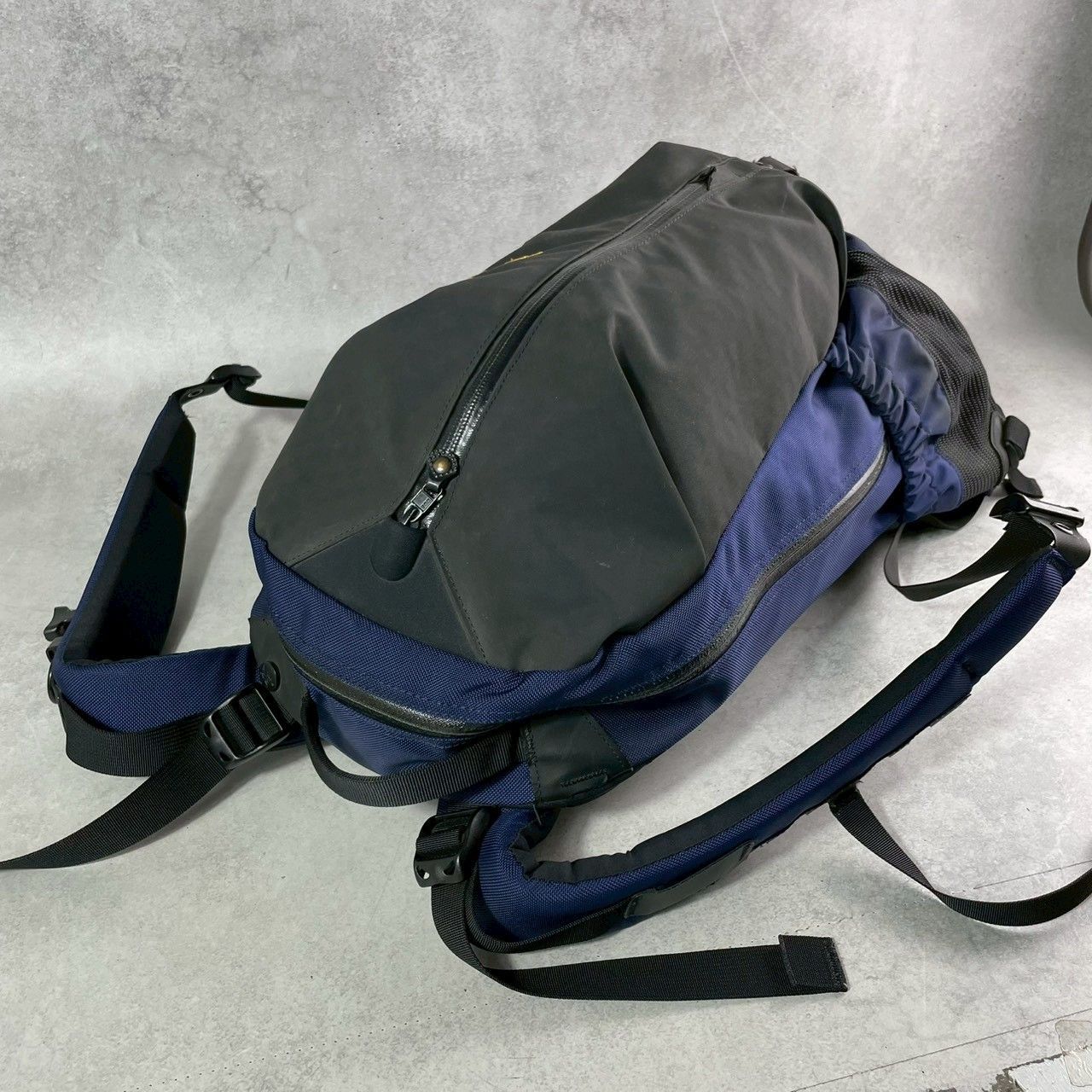 人気✨ARC'TERYX アークテリクス 40周年限定品 アロー22 BEAMS別注 黒