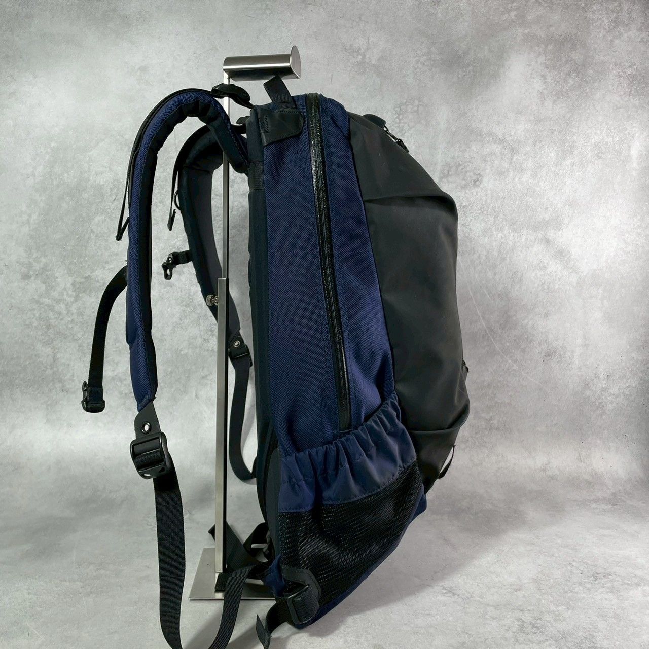 人気✨ARC'TERYX アークテリクス 40周年限定品 アロー22 BEAMS別注 黒