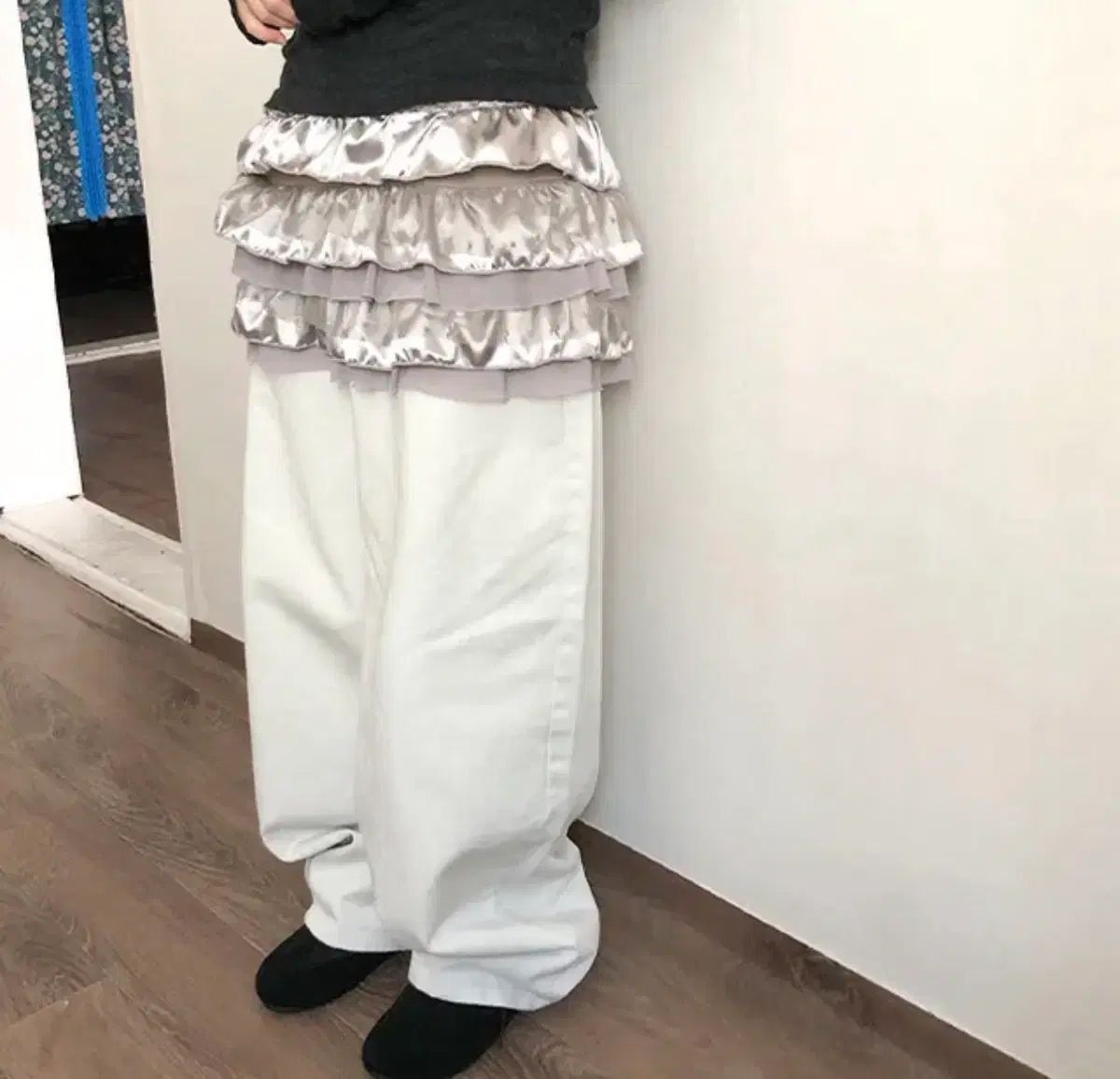 白 ワイド パンツ