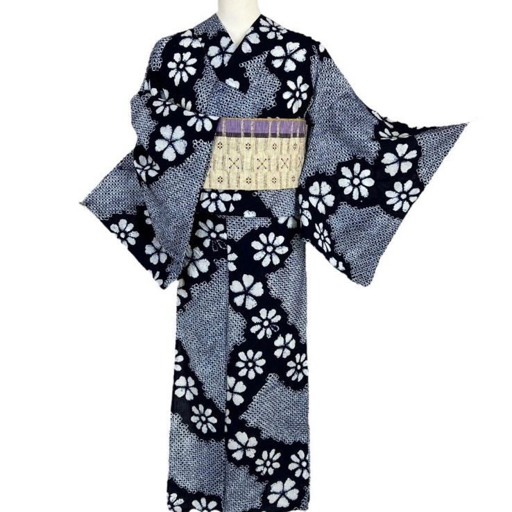 有松鳴海絞り 浴衣 Sサイズ 花文様 ゆかた 美品 05042 - メルカリ