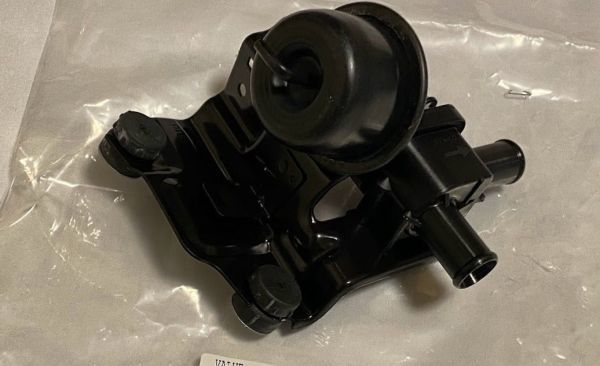 トヨタ 純正 品 70 スープラ 20 ソアラ ヒーターウォーターバルブ トヨタ 純正品 70 スープラ GA70,JZA70,MA70 20 ソアラ GZ20,MZ2