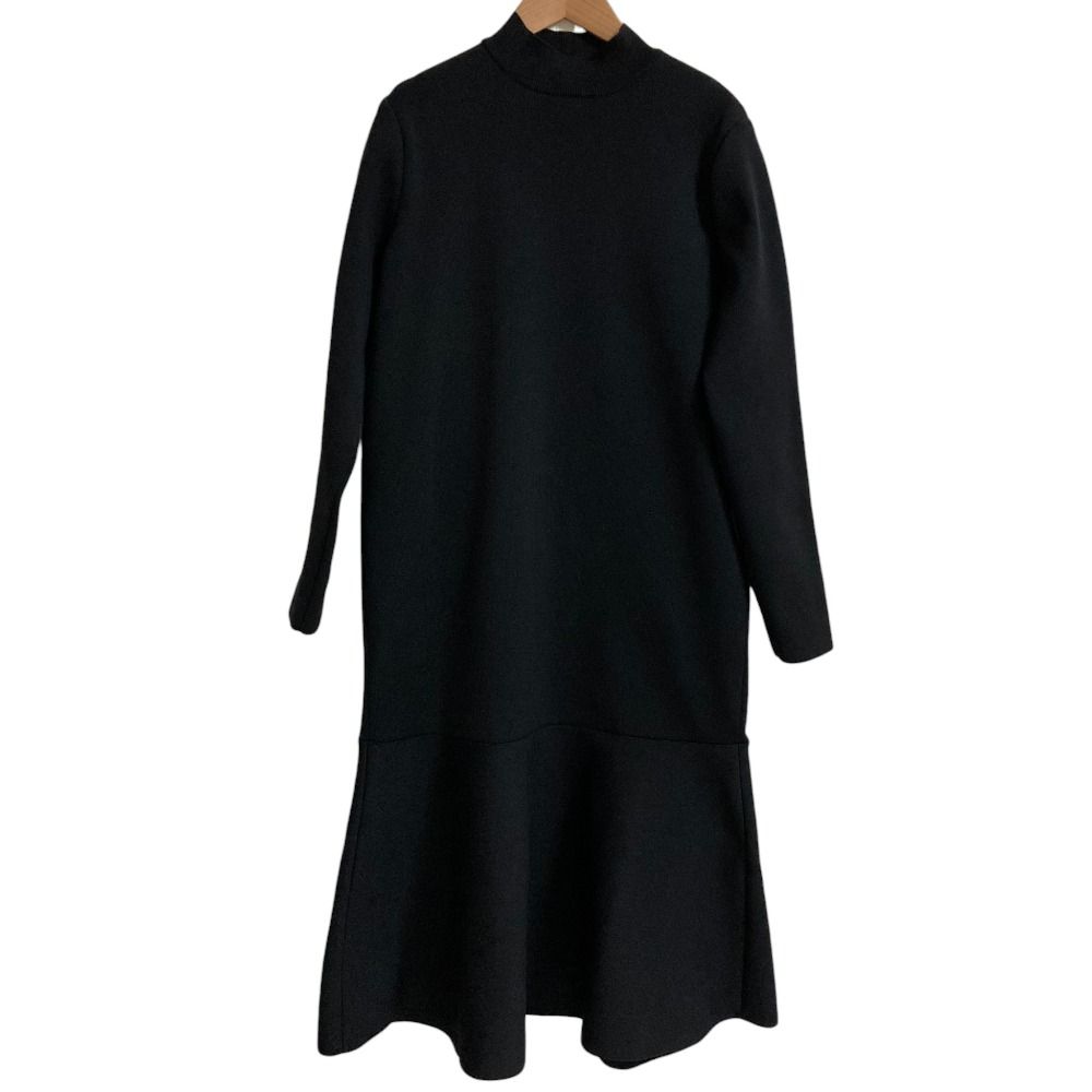 美品 23SS ADORE アドーア エアリーストレッチ ニットワンピース サイズ38 ブラック レディース 古着 中古 USED