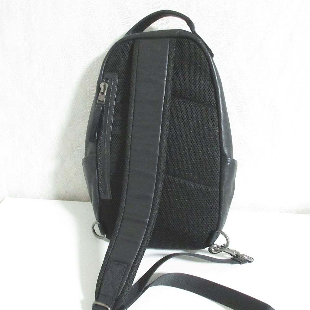 美品 COACH コーチ レザー エッジパック ボディバッグ ショルダー