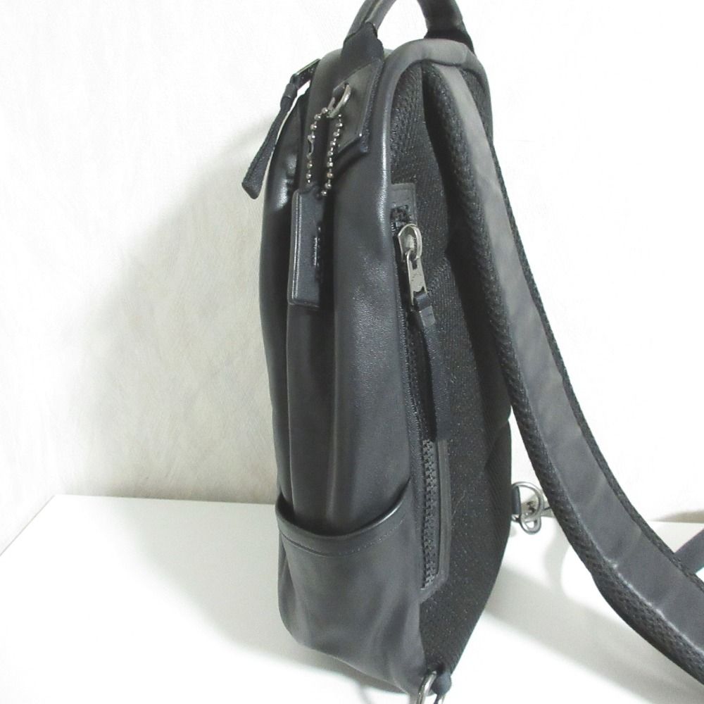 美品 COACH コーチ レザー エッジパック ボディバッグ ショルダー