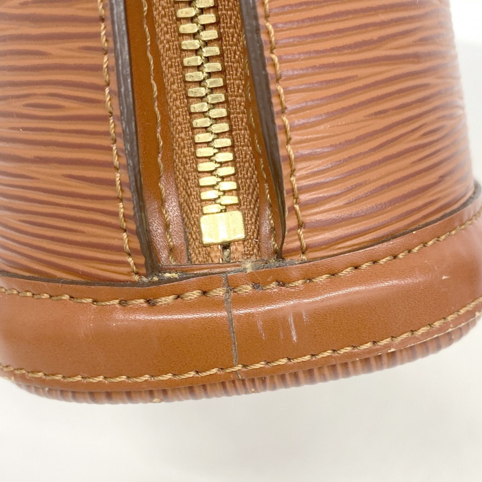 ルイ・ヴィトン(Louis Vuitton) ルイ・ヴィトン ショルダーバッグ エピ