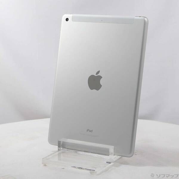 ソフマップ 〔中古品〕 iPad 第6世代 32GB シルバー MR6P2J/A docomoロック解除SIMフリー【276】