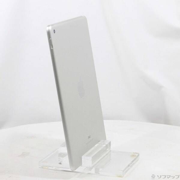 iPad 第6世代 32GB シルバー Wi-Fi 中古 - メルカリ