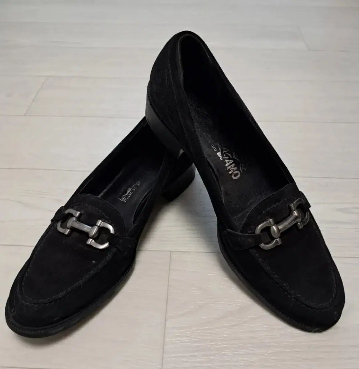 (正規品) FERRAGAMO フェラガモ ローファー (250)