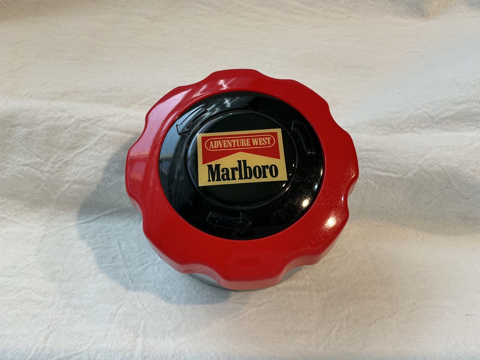 非売品 Marlboro 携帯灰皿 アッシュトレイ ノベルティ 未使用保管品