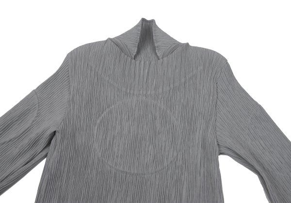 イッセイミヤケISSEY MIYAKE サークルエンボスネックデザインプリーツ