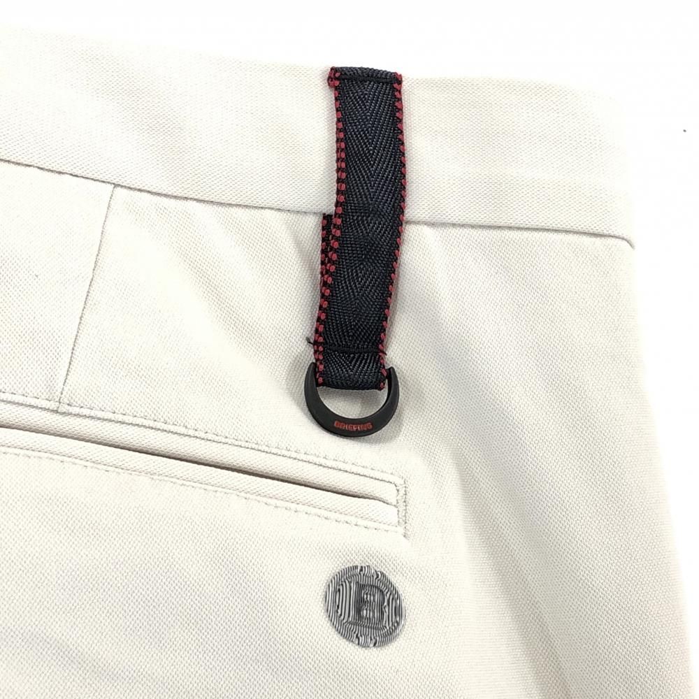 美品】ブリーフィング パンツ オフホワイト系 後ろロゴ ストレッチ