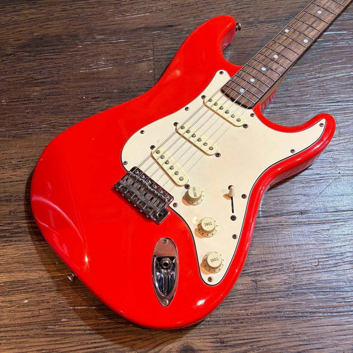 エレキギター　Bacchus ストラトキャスタ－　universe series Bacchus Universe Series Electric Guitar ストラトキャスター エレキ