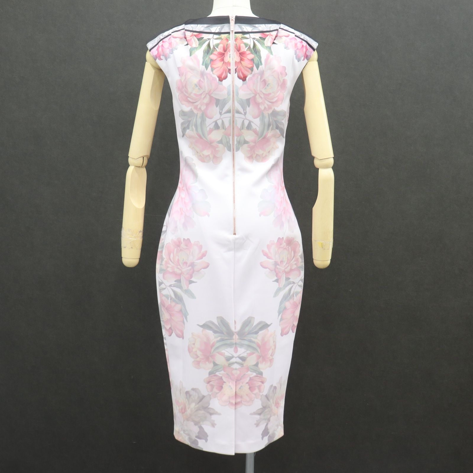 ITWB7CTR5CLW 美品 TED BAKER テッドベイカー ワンピース スカート 花