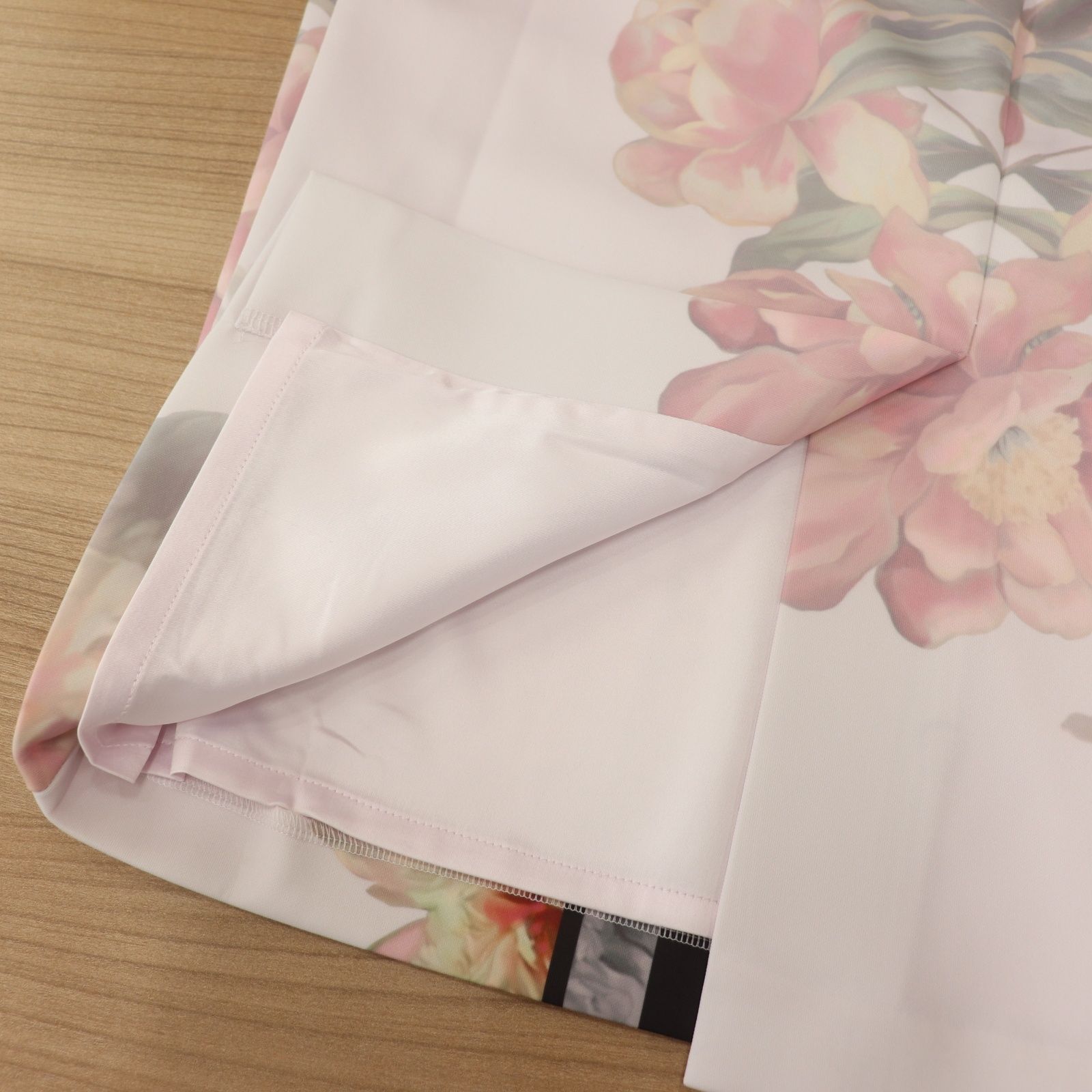 ITWB7CTR5CLW 美品 TED BAKER テッドベイカー ワンピース スカート 花 